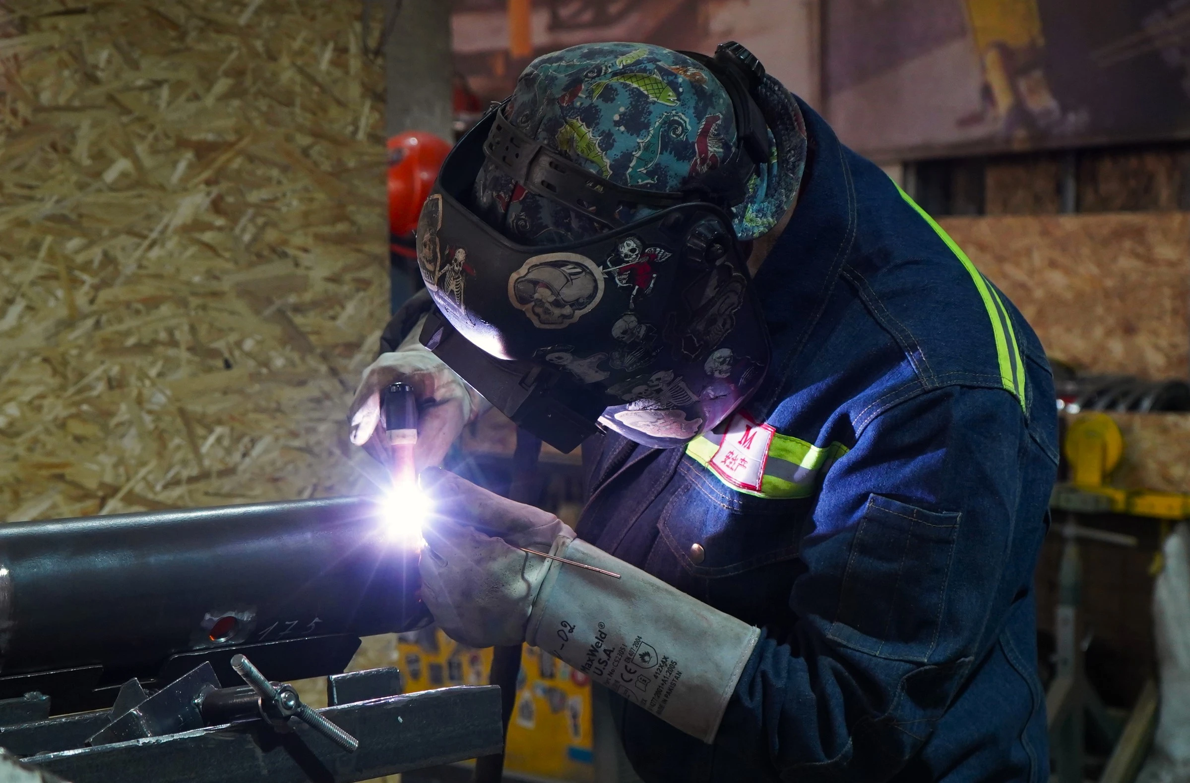 Қазақстанда 14 мың шетел азаматы ресми түрде жұмыс істейді